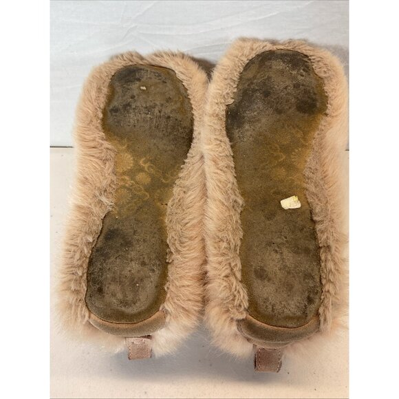 Ugg Amary Slippers Boots Size 9 Fuzzy Pink Comfy‎ - Picture 5 of 8